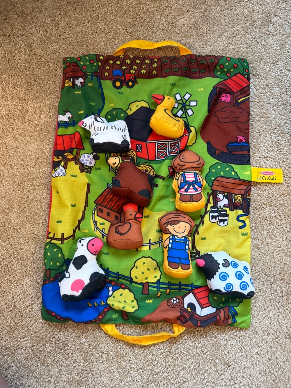 Melissa and Doug Take Along Farm Play Mat Storage Bag Toddler Travel Toy - Picture 7 of 7